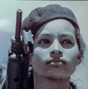 Küba Devriminin Güzel Yüzü | Alberto Korda’nın Kadın Milis’i